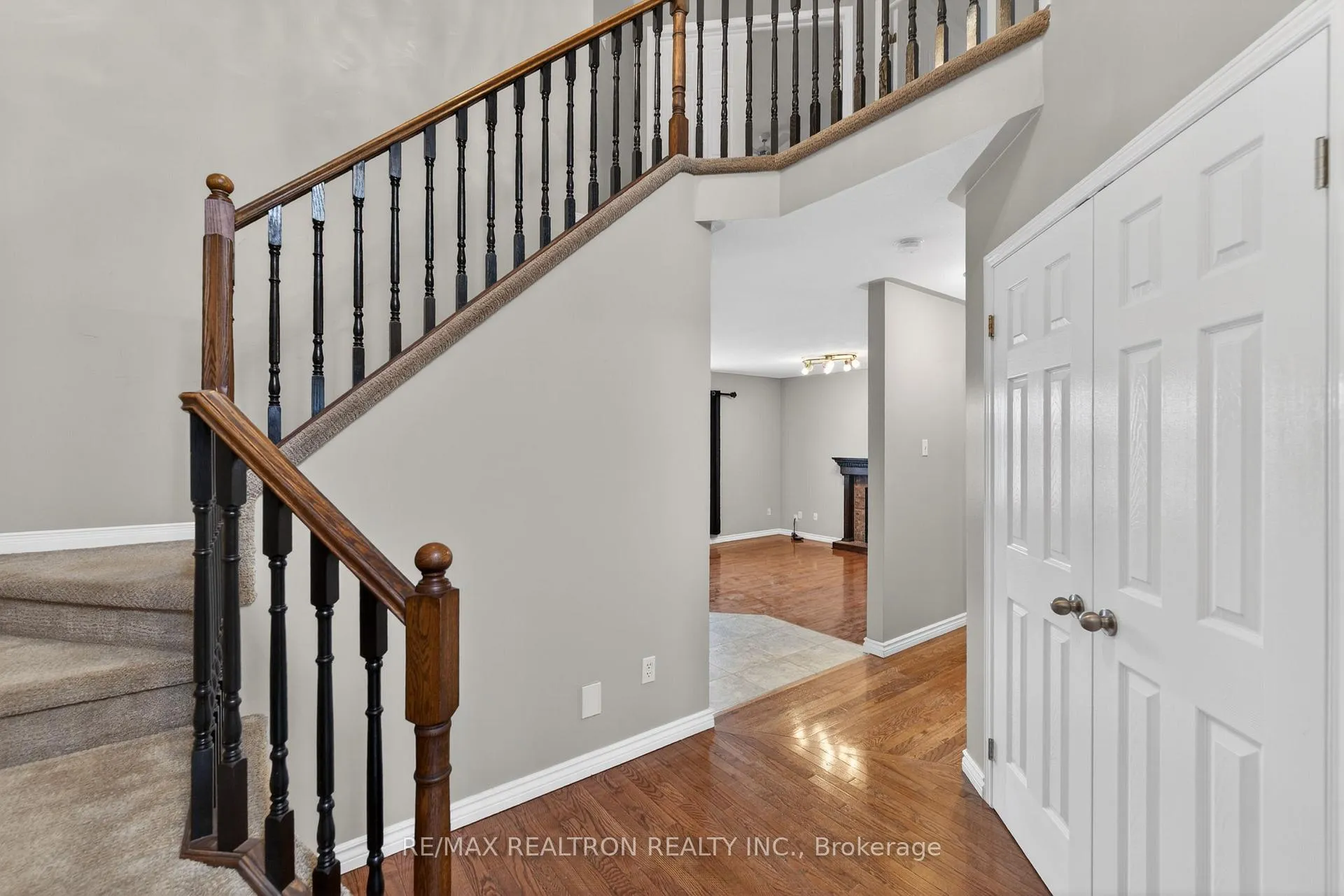 Photo 5 of 3129 Westridge Boulevard, Peterborough, Monaghan Ward 2 — HOMEH