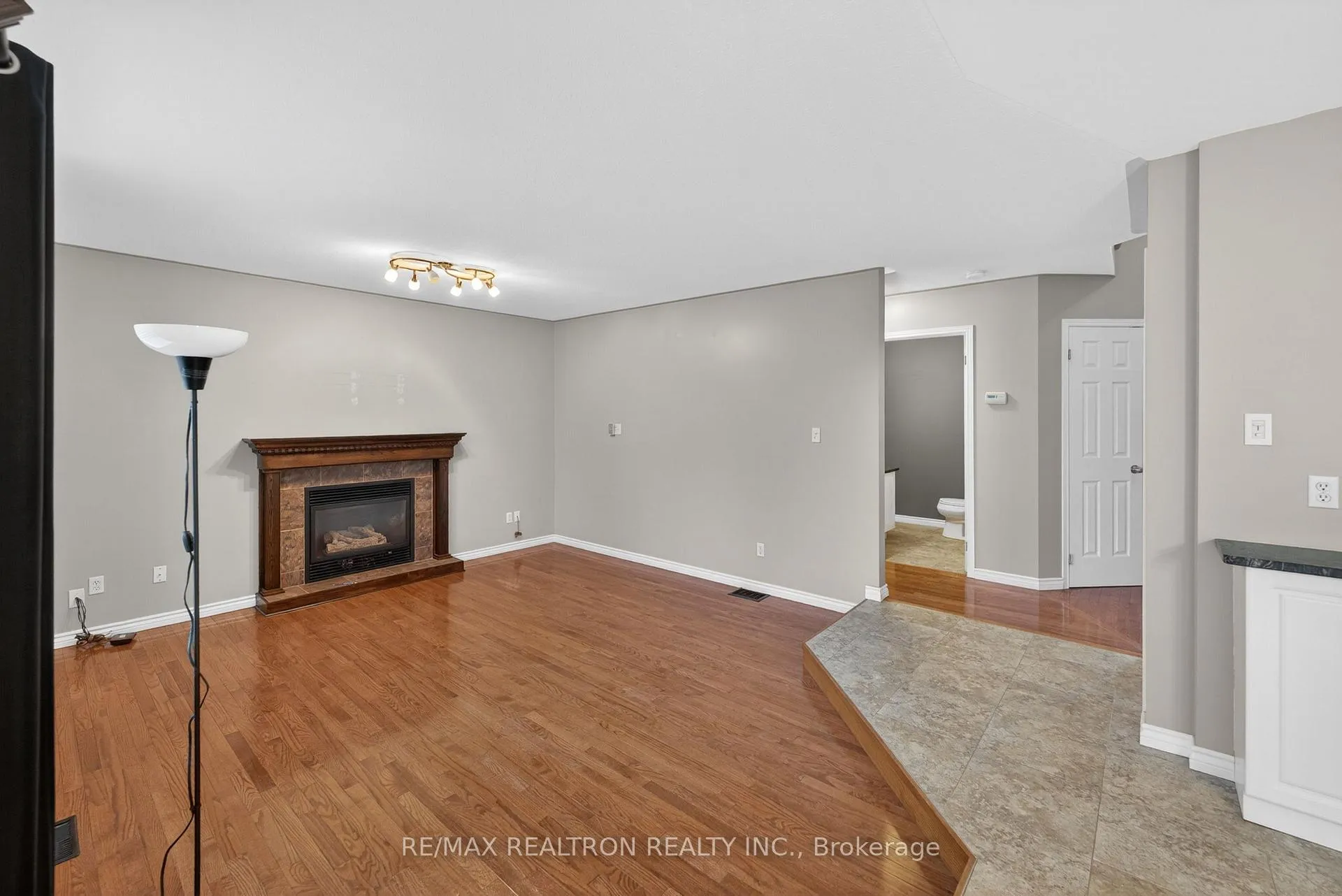 Photo 8 of 3129 Westridge Boulevard, Peterborough, Monaghan Ward 2 — HOMEH