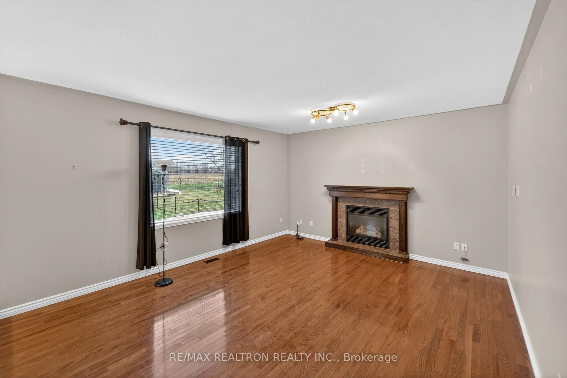 Photo 9 of 3129 Westridge Boulevard, Peterborough, Monaghan Ward 2 — HOMEH
