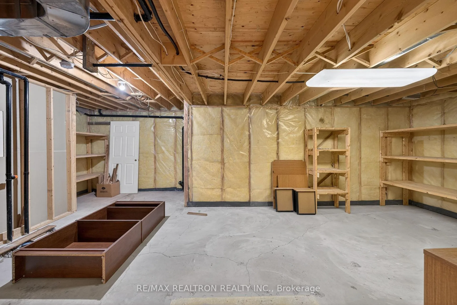 Photo 17 of 3129 Westridge Boulevard, Peterborough, Monaghan Ward 2 — HOMEH
