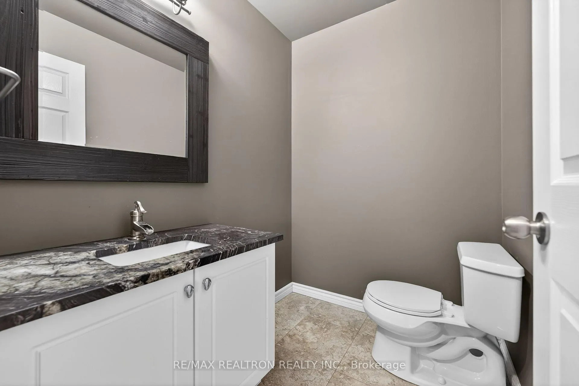 Photo 28 of 3129 Westridge Boulevard, Peterborough, Monaghan Ward 2 — HOMEH
