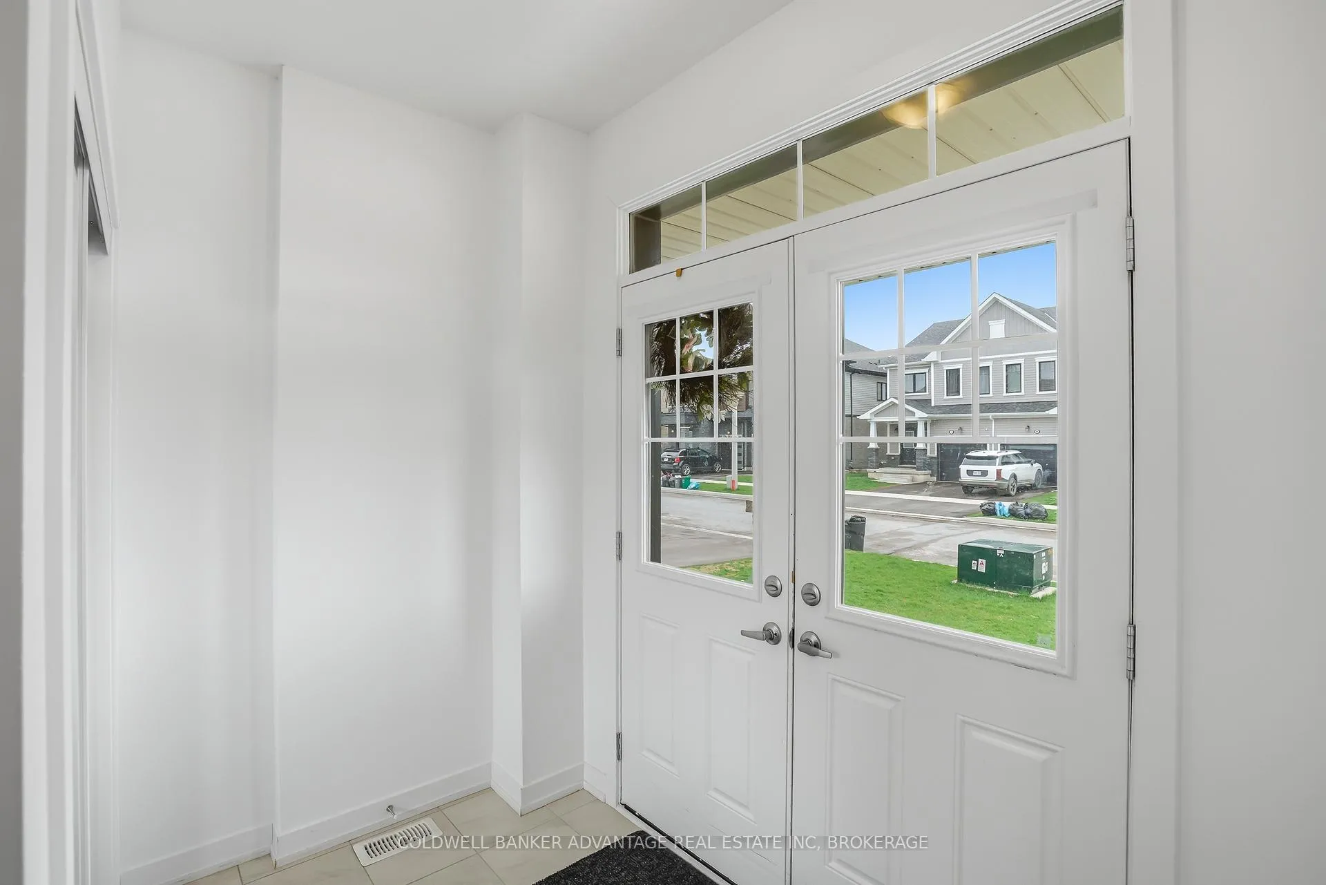 Photo 4 of 21 Blackberry Lane, Thorold, Hurricane/Merrittville — HOMEH