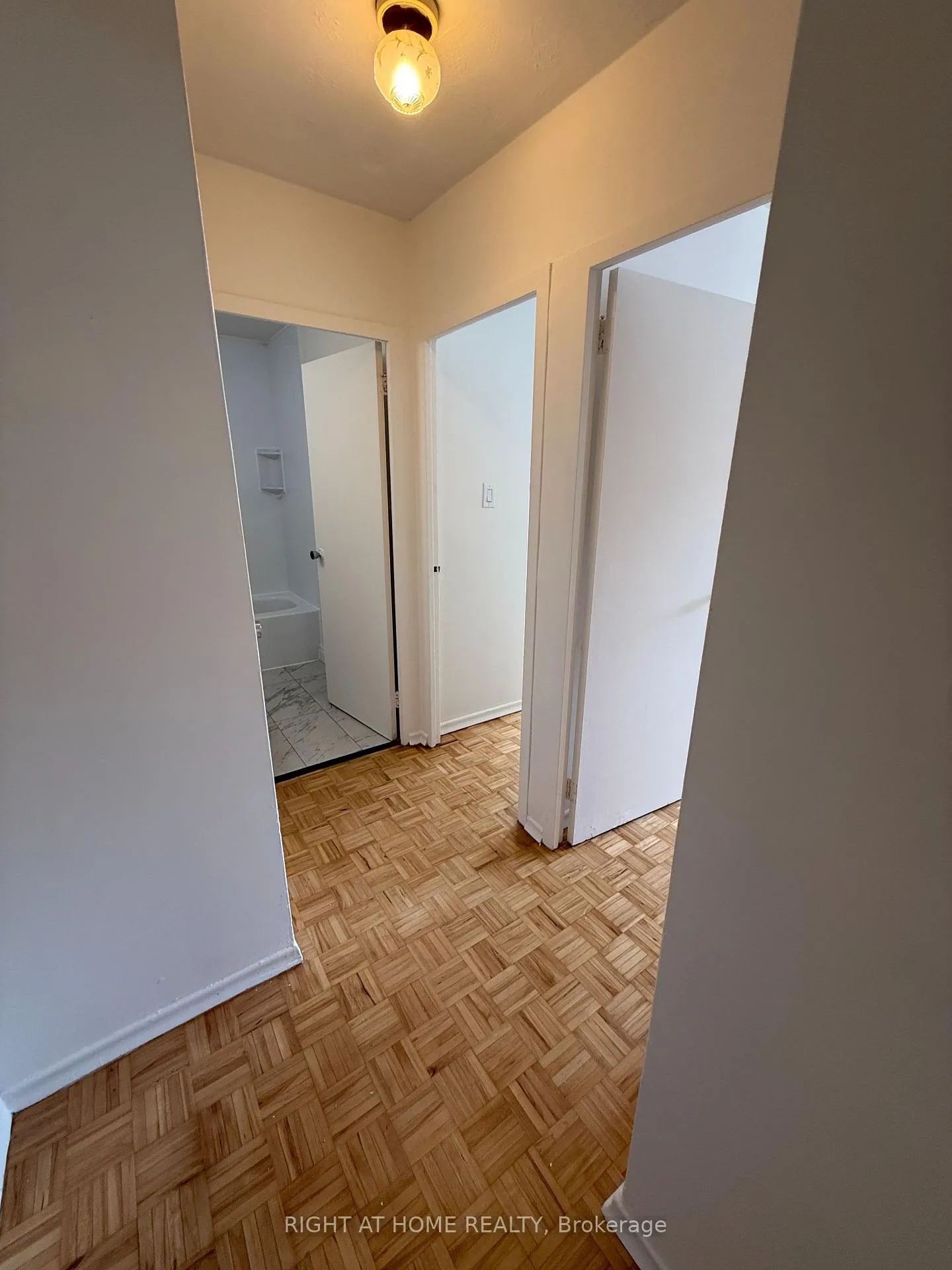 Photo 11 of Unit 206, 95 Taunton Road E, Oshawa, Centennial — HOMEH