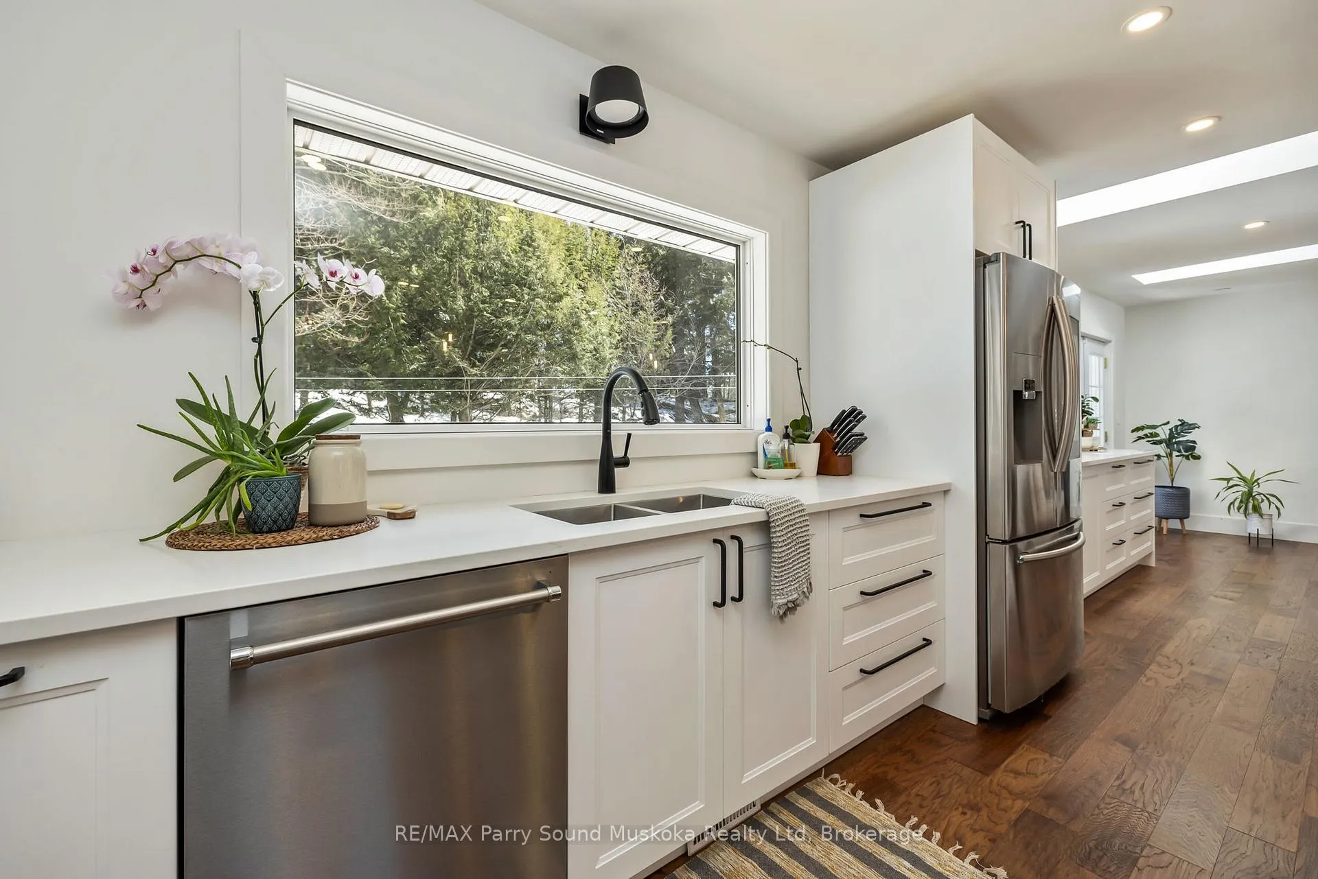 Photo 6 of 31 Lake Forest Drive, McDougall — HOMEH