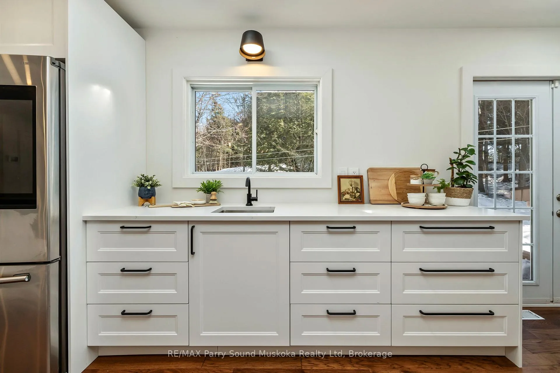 Photo 7 of 31 Lake Forest Drive, McDougall — HOMEH