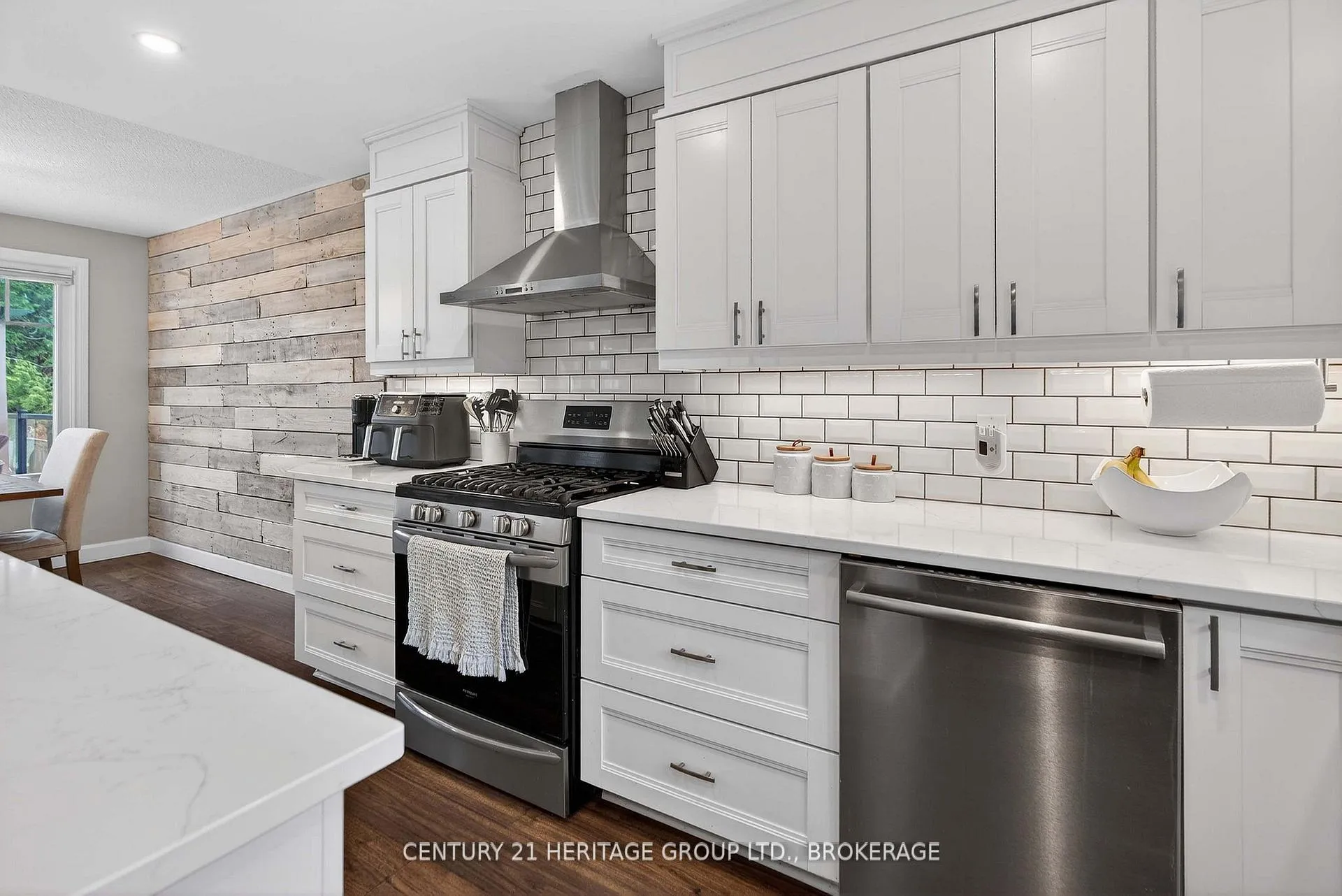 Photo 8 of 981 Woodbine Road, Kingston, North of Taylor-Kidd Blvd — HOMEH