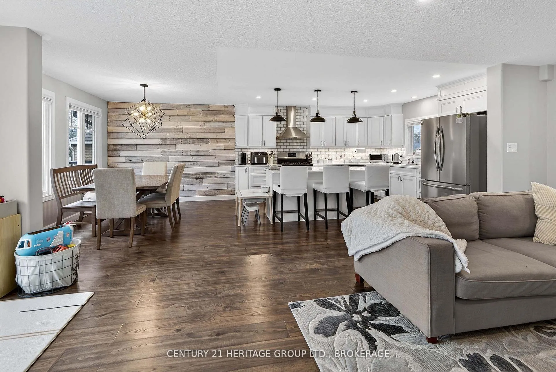 Photo 10 of 981 Woodbine Road, Kingston, North of Taylor-Kidd Blvd — HOMEH