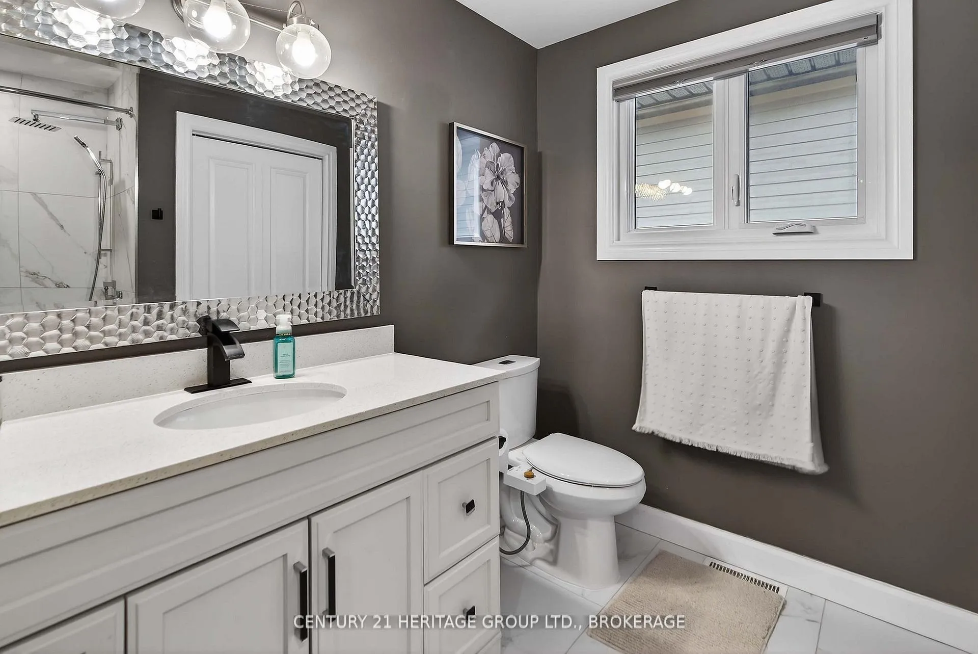 Photo 18 of 981 Woodbine Road, Kingston, North of Taylor-Kidd Blvd — HOMEH