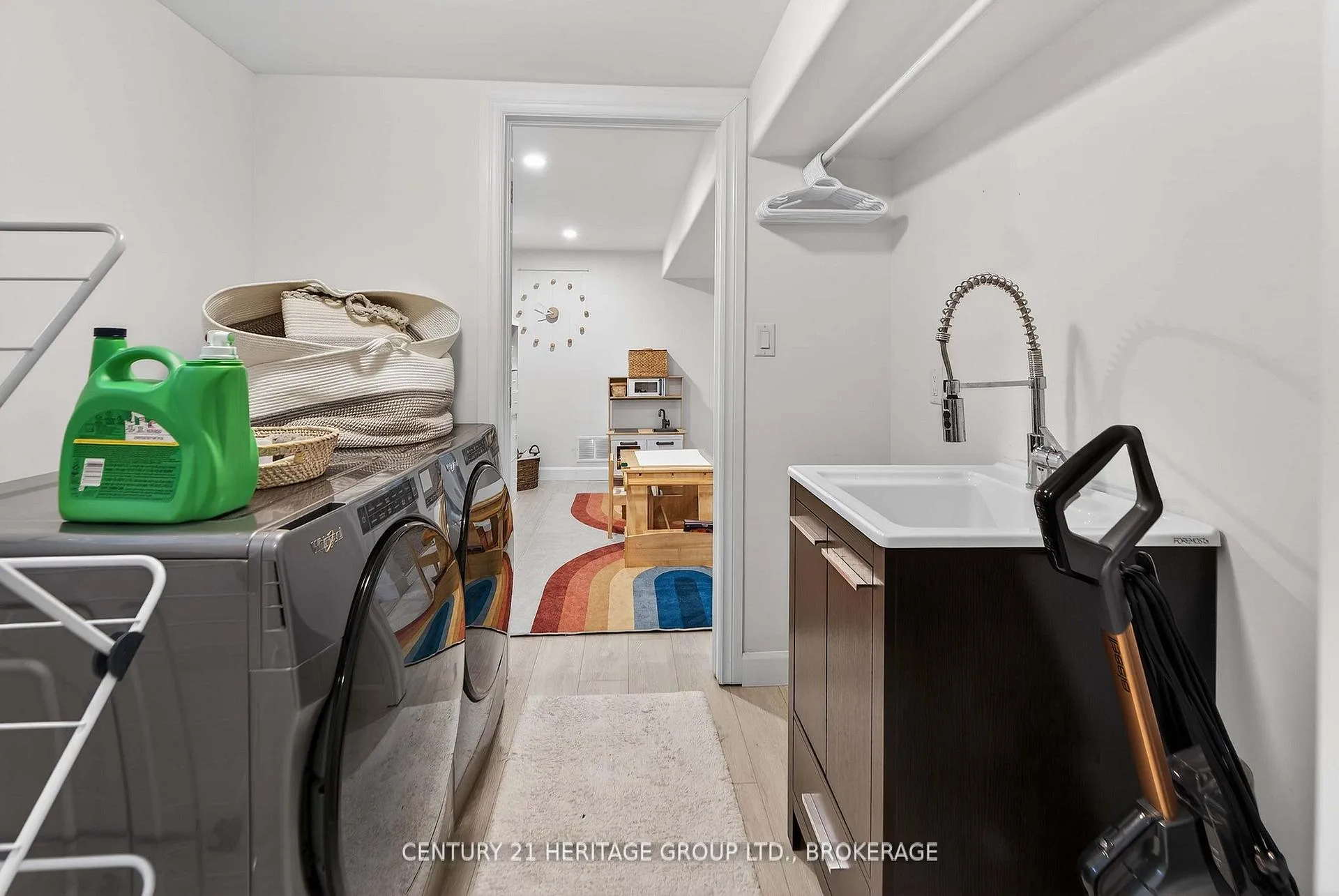 Photo 30 of 981 Woodbine Road, Kingston, North of Taylor-Kidd Blvd — HOMEH
