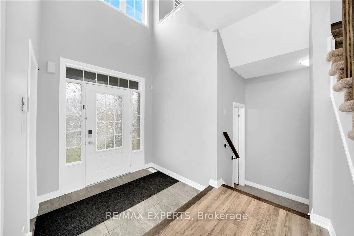 Photo 6 of 142 Martin Trail, New Tecumseth, Tottenham — HOMEH