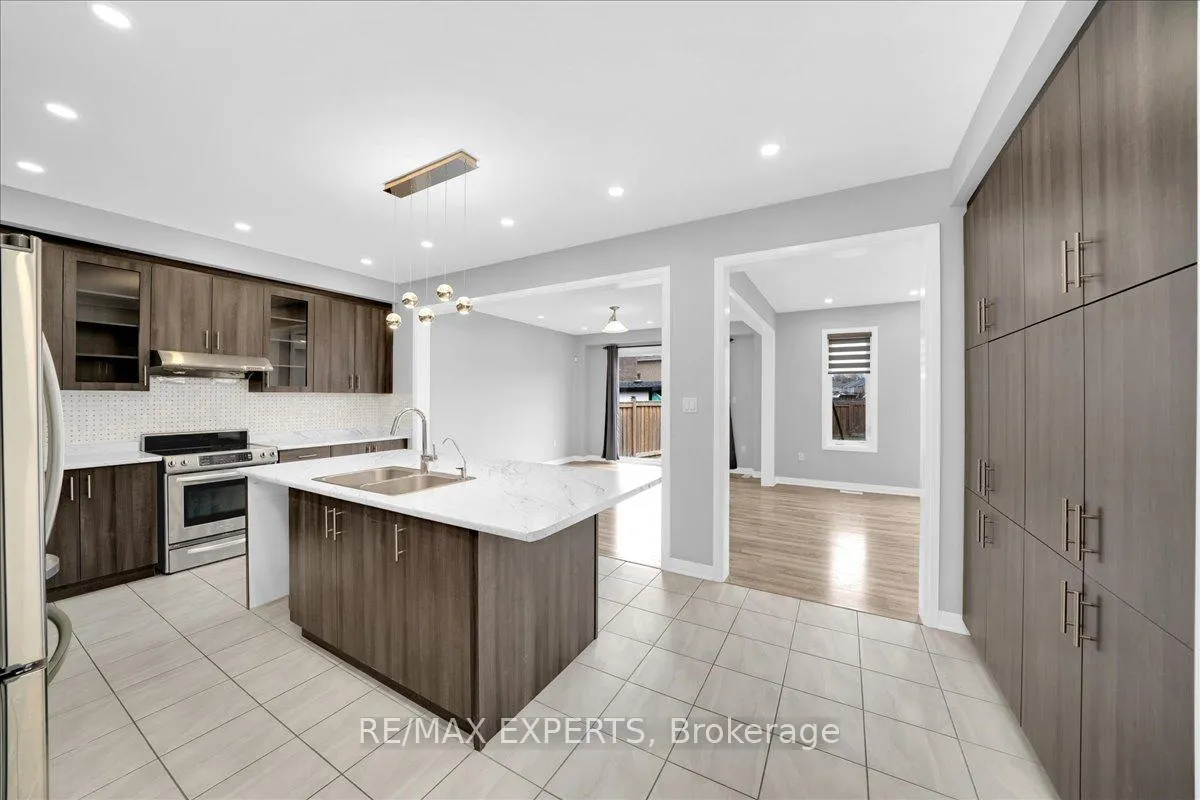 Photo 13 of 142 Martin Trail, New Tecumseth, Tottenham — HOMEH