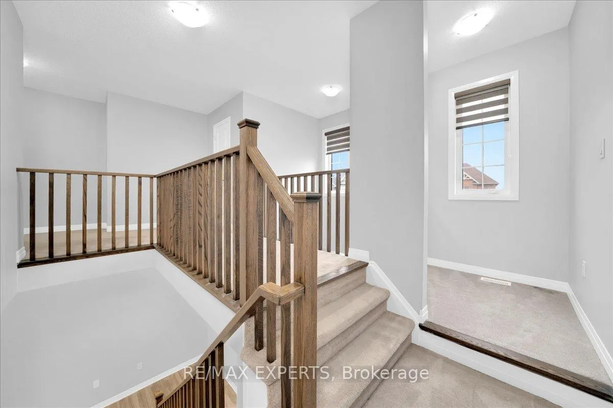 Photo 24 of 142 Martin Trail, New Tecumseth, Tottenham — HOMEH