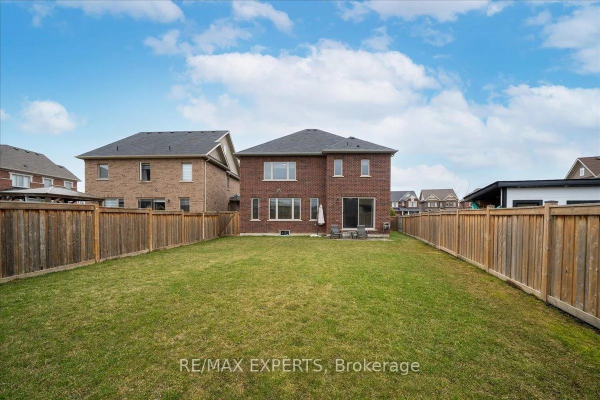 Photo 41 of 142 Martin Trail, New Tecumseth, Tottenham — HOMEH