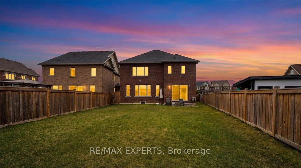 Photo 42 of 142 Martin Trail, New Tecumseth, Tottenham — HOMEH