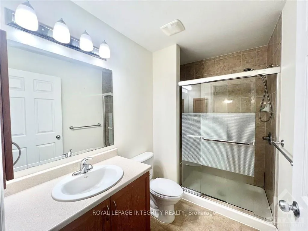 Photo 27 of 102 Brady Avenue, Ottawa, Kanata - Morgan's Grant/South March — HOMEH