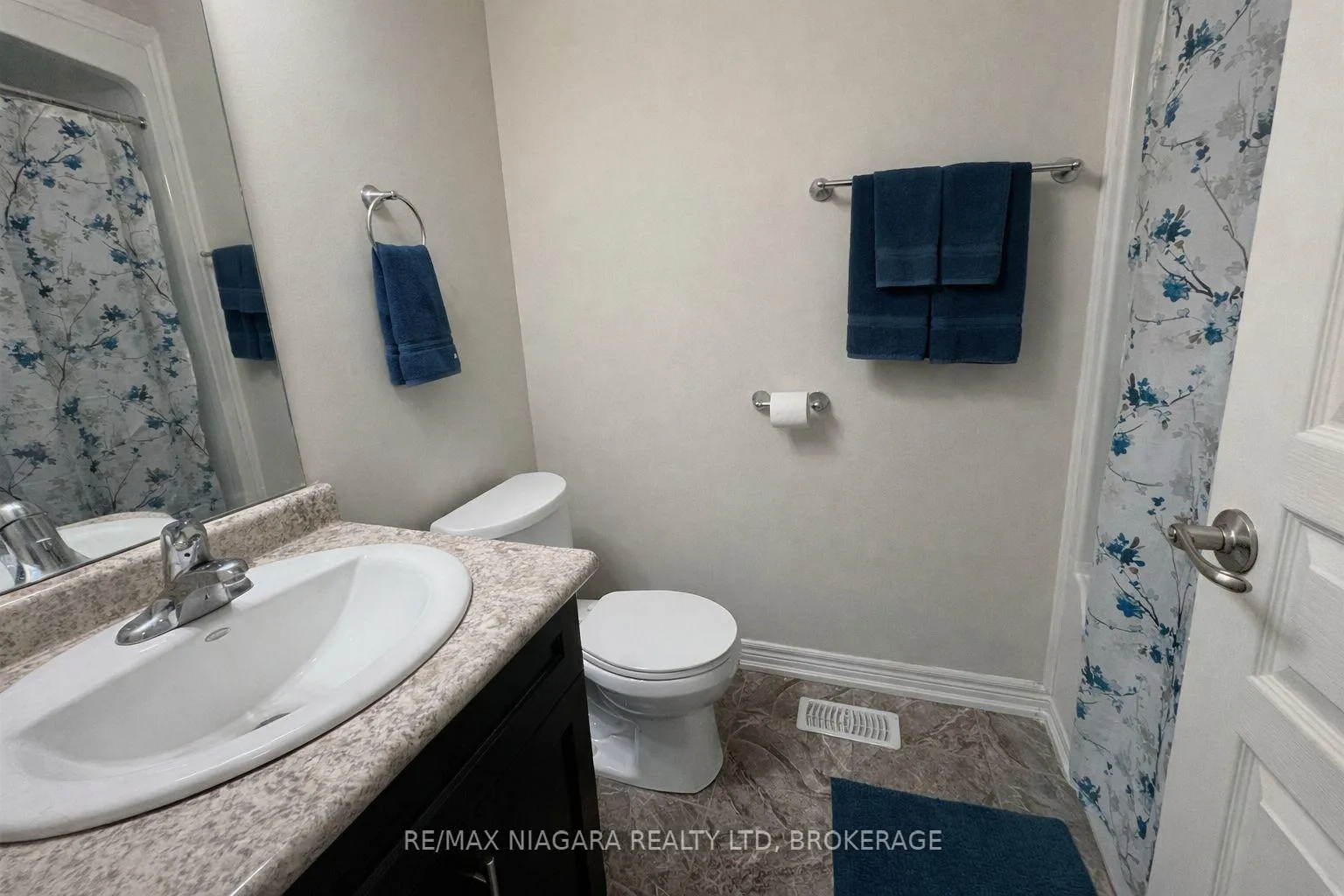 Photo 14 of 7905 Oldfield Road, Niagara Falls, Oldfield — HOMEH