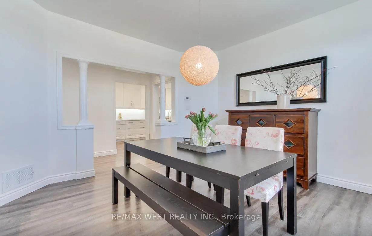 Photo 10 of 2 Sgotto Boulevard, Vaughan, Sonoma Heights — HOMEH