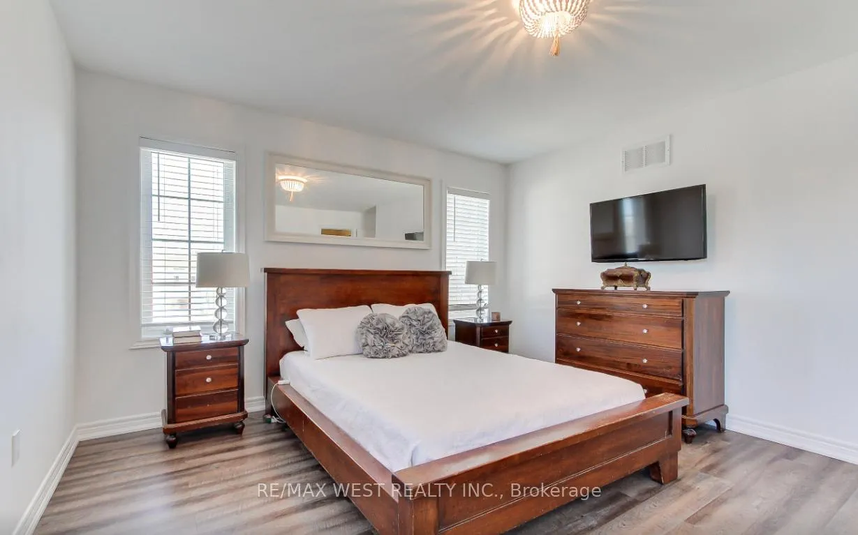 Photo 33 of 2 Sgotto Boulevard, Vaughan, Sonoma Heights — HOMEH