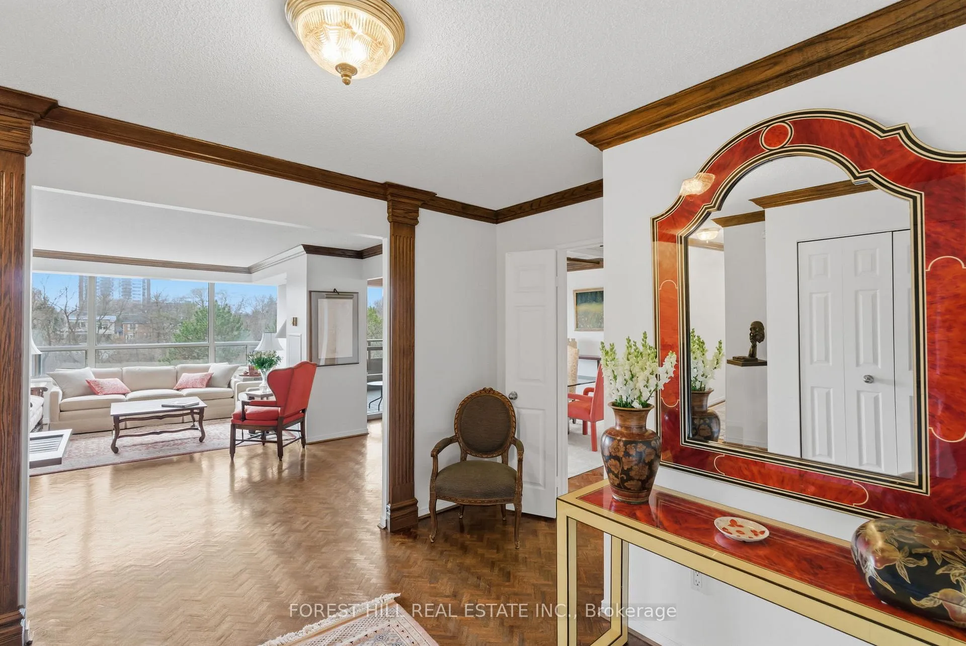 Photo 4 of Unit 610, 19 Lower Village Gate, Toronto, Forest Hill South — HOMEH