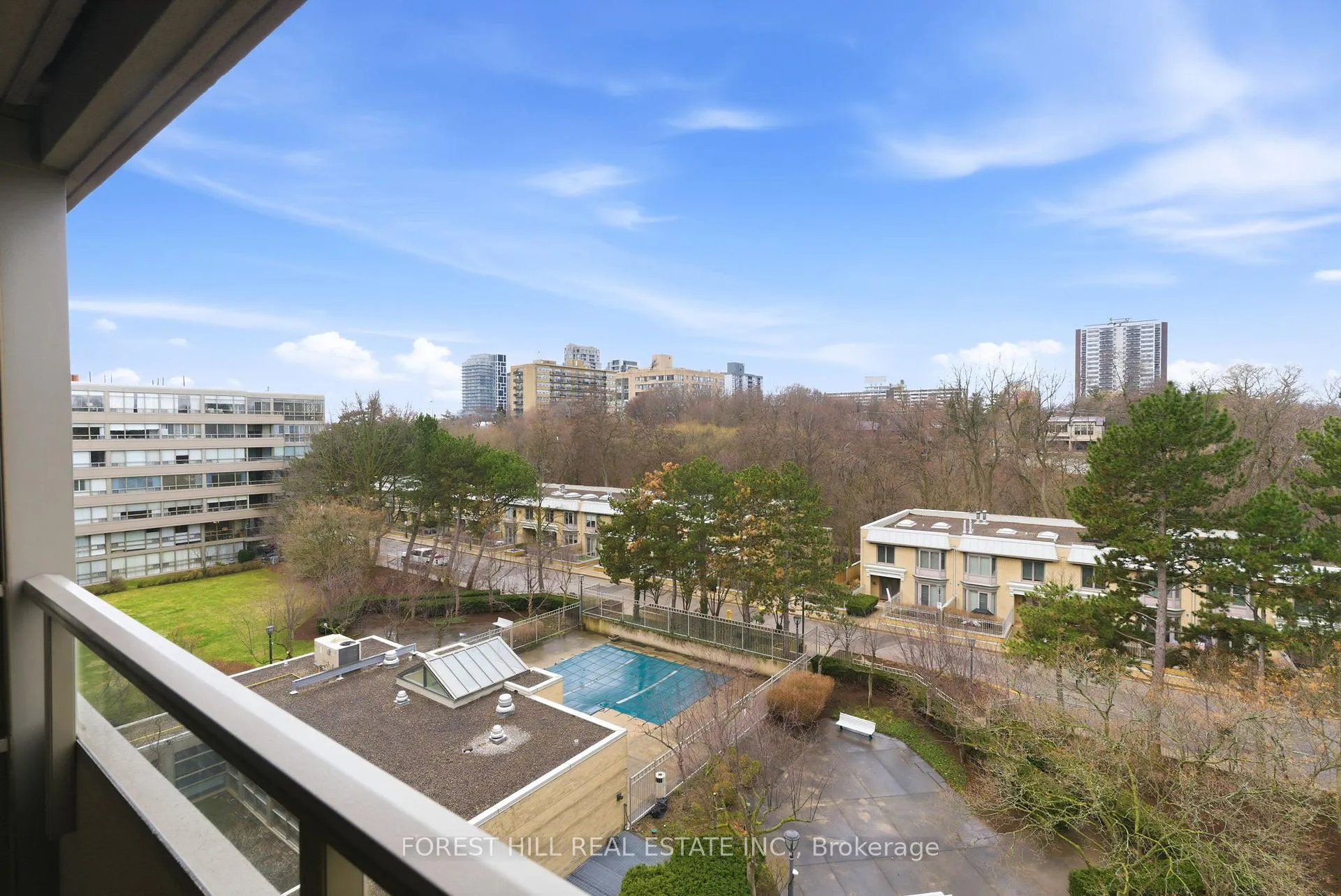 Photo 8 of Unit 610, 19 Lower Village Gate, Toronto, Forest Hill South — HOMEH