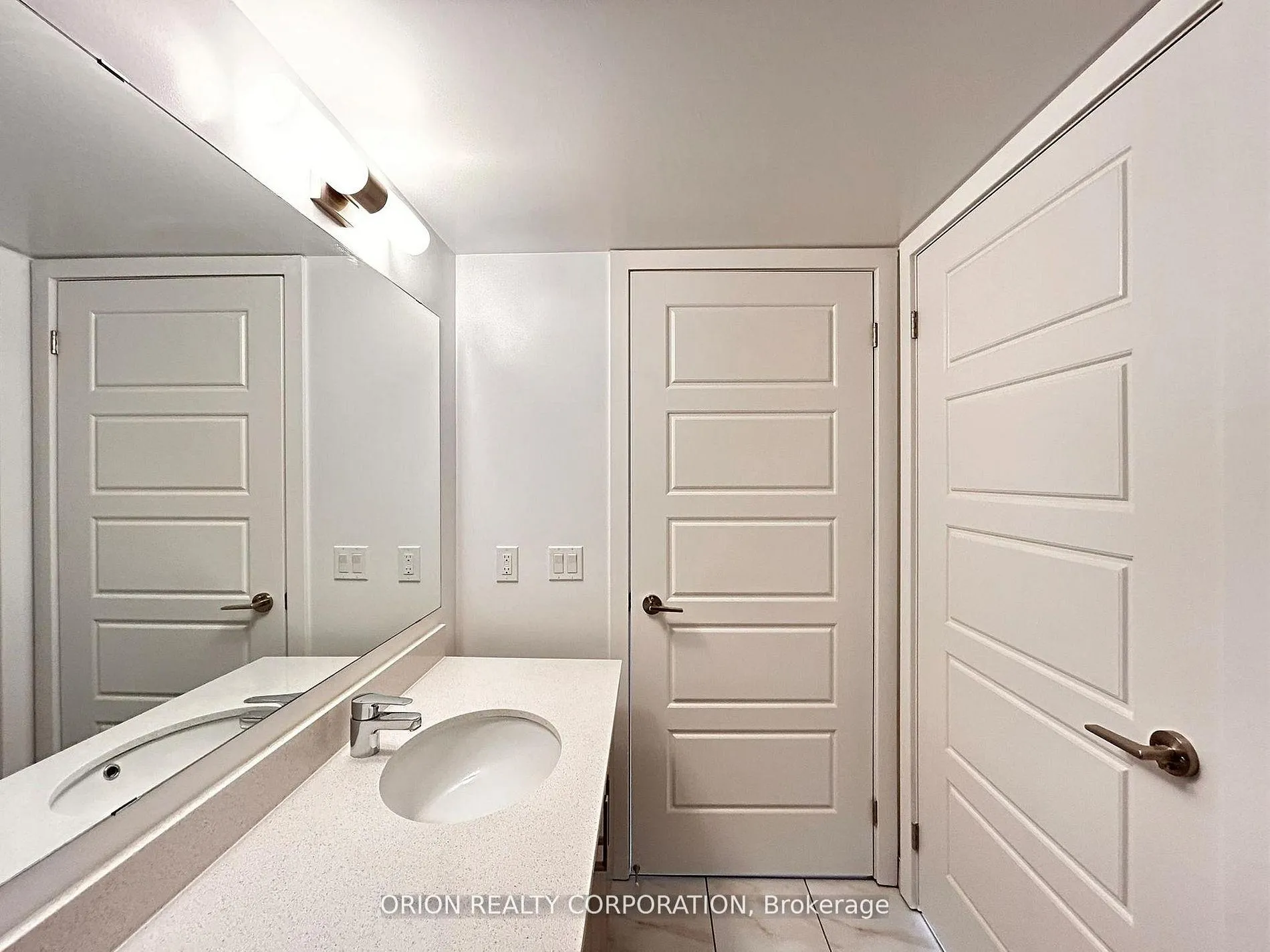 Photo 7 of Unit 601, 1010 Sandy Beach Road, Pickering, Bay Ridges — HOMEH