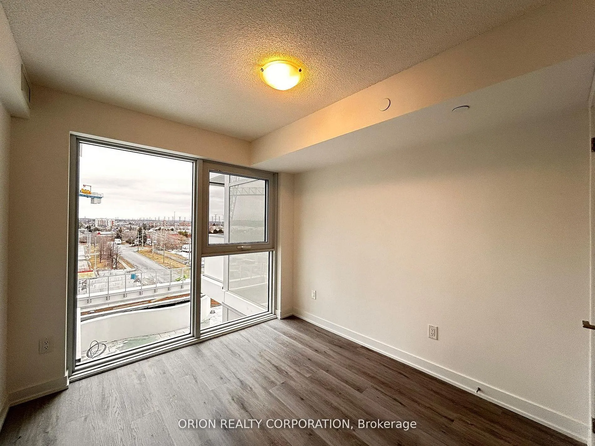 Photo 8 of Unit 601, 1010 Sandy Beach Road, Pickering, Bay Ridges — HOMEH