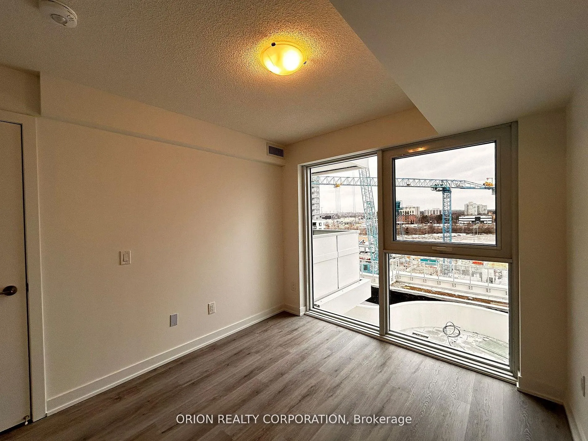 Photo 9 of Unit 601, 1010 Sandy Beach Road, Pickering, Bay Ridges — HOMEH