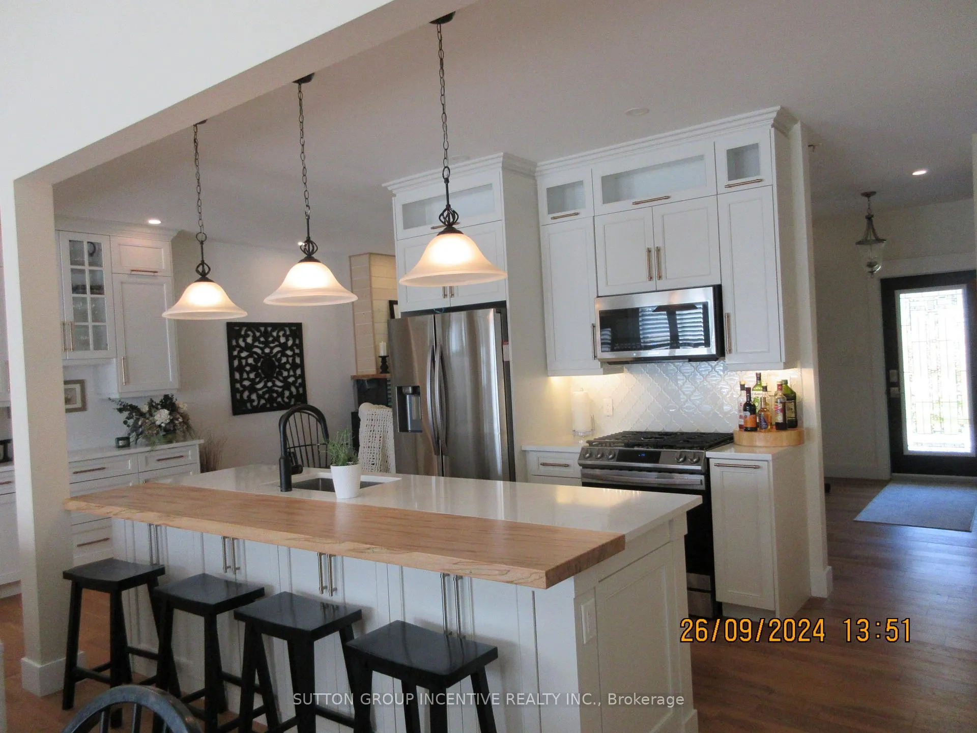 Photo 8 of 1189 Sunnidale Road, Springwater, Rural Springwater — HOMEH