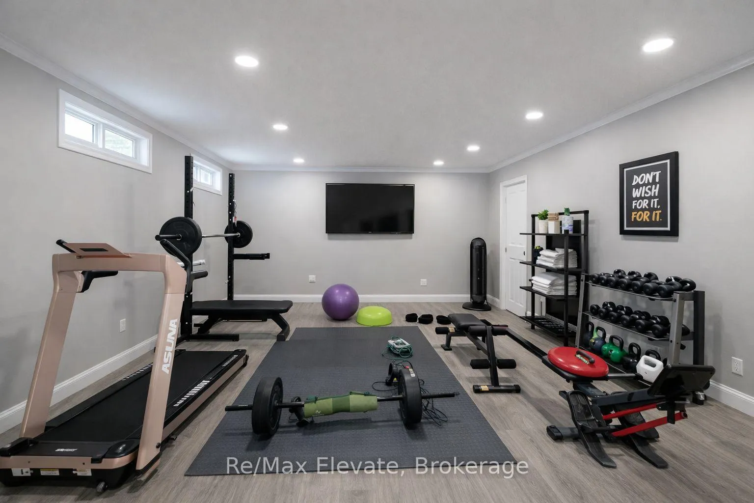 Photo 36 of 44 Callander Crescent, New Tecumseth, Alliston — HOMEH