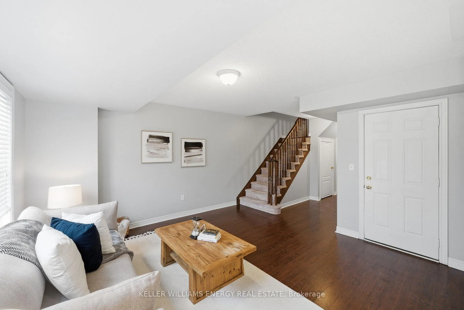 Photo 3 of 1771 Carousel Drive, Pickering, Duffin Heights — HOMEH
