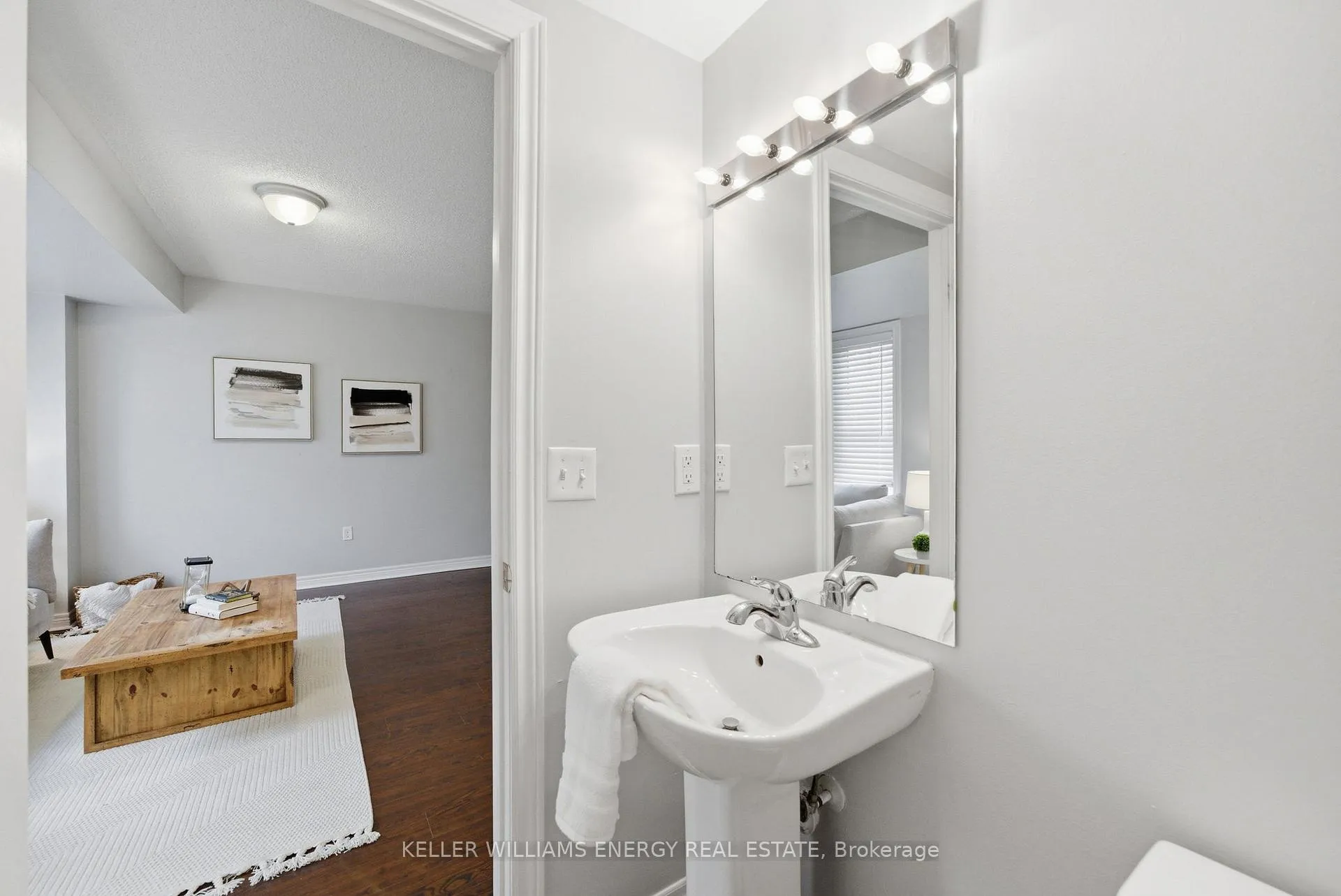 Photo 4 of 1771 Carousel Drive, Pickering, Duffin Heights — HOMEH