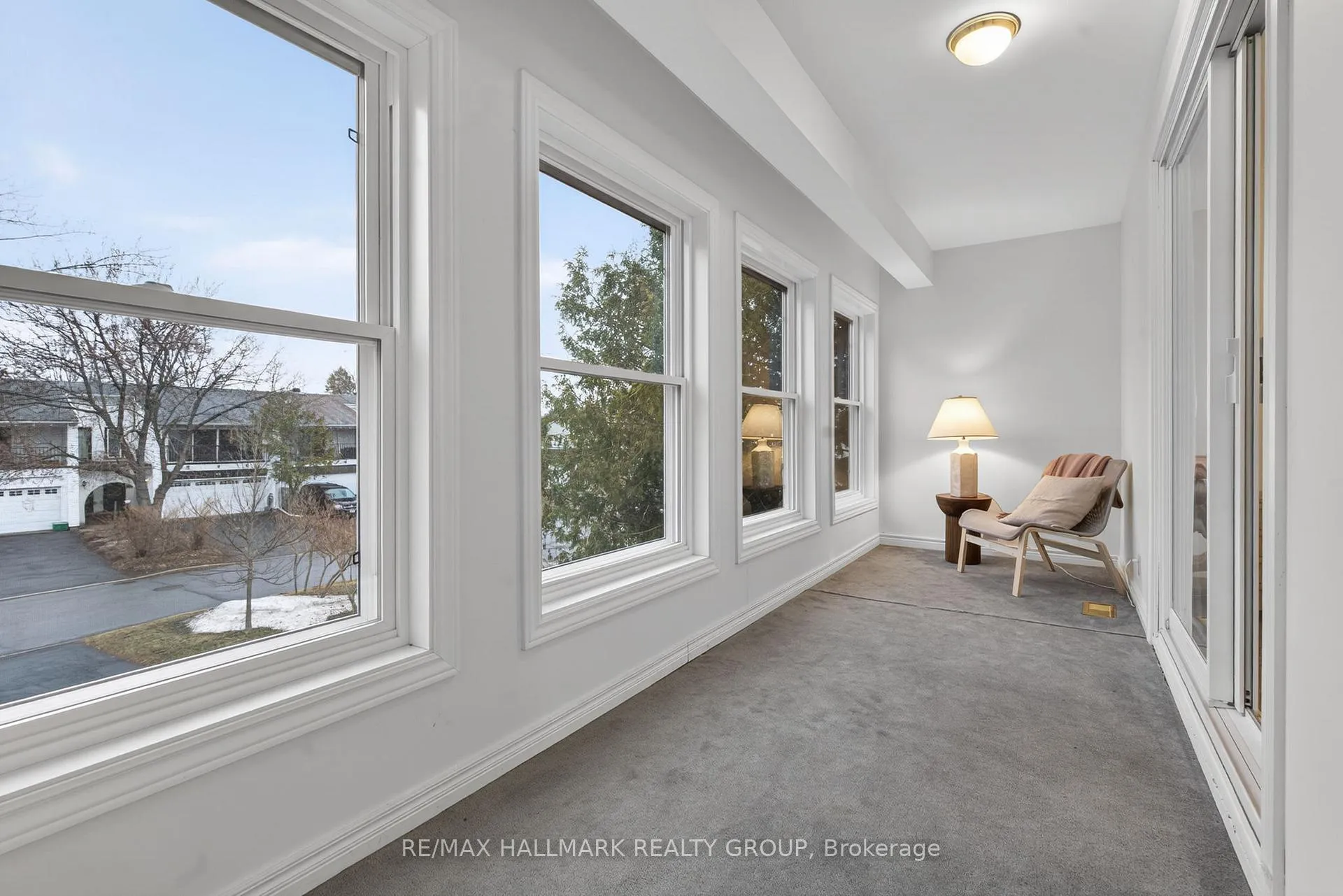 Photo 21 of 24 Hobart Crescent, Ottawa, Sheahan Estates/Trend Village — HOMEH