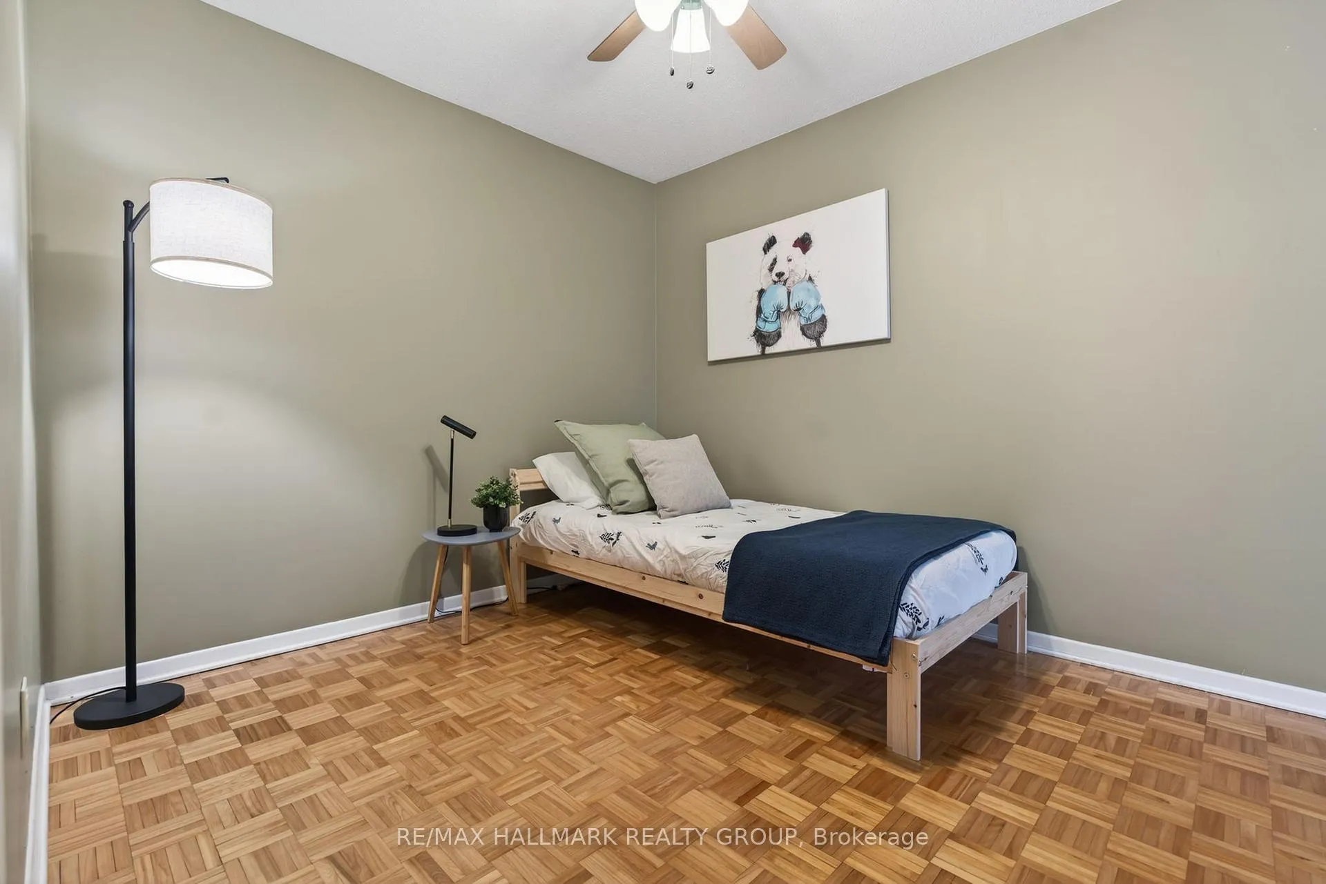 Photo 26 of 24 Hobart Crescent, Ottawa, Sheahan Estates/Trend Village — HOMEH