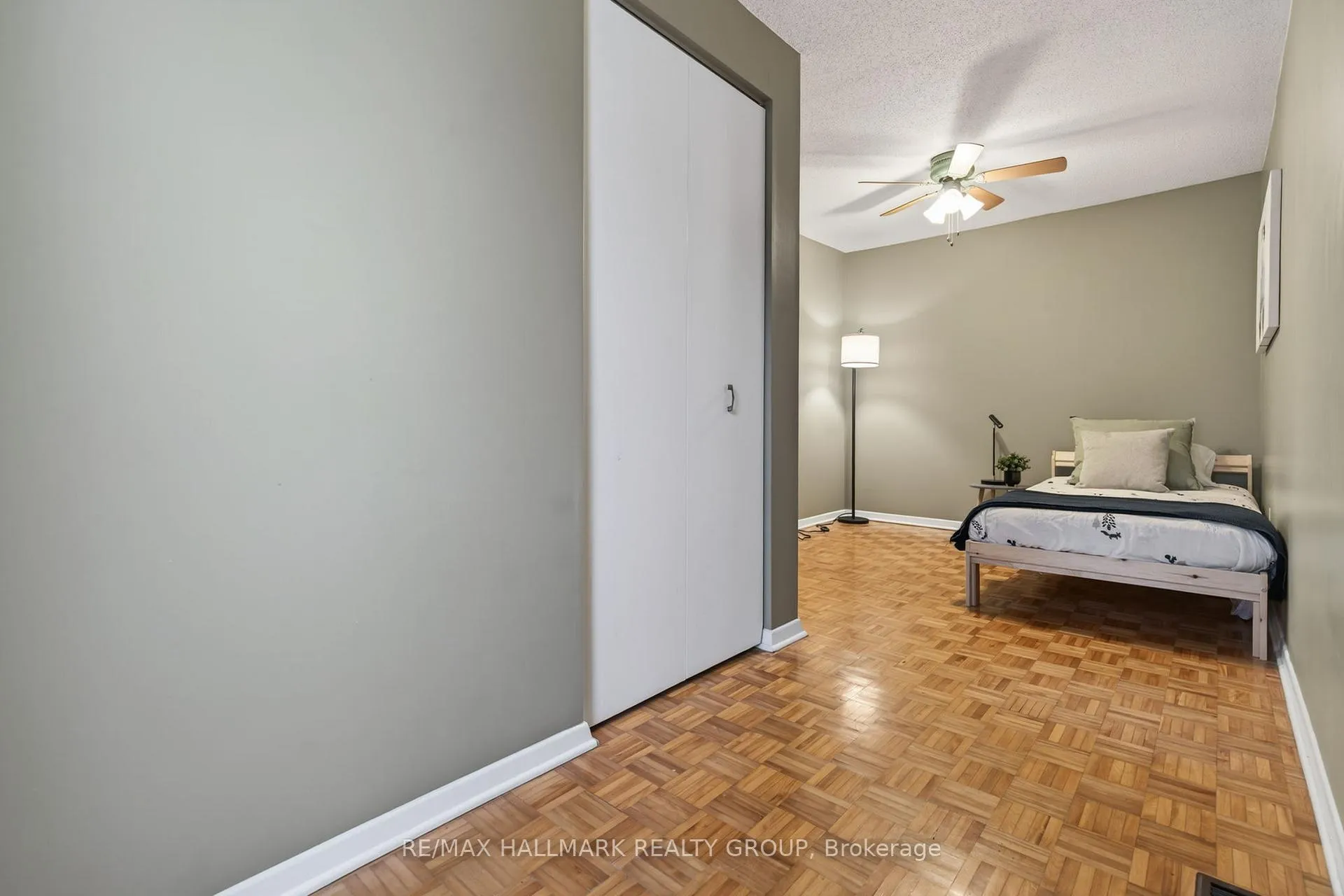 Photo 28 of 24 Hobart Crescent, Ottawa, Sheahan Estates/Trend Village — HOMEH