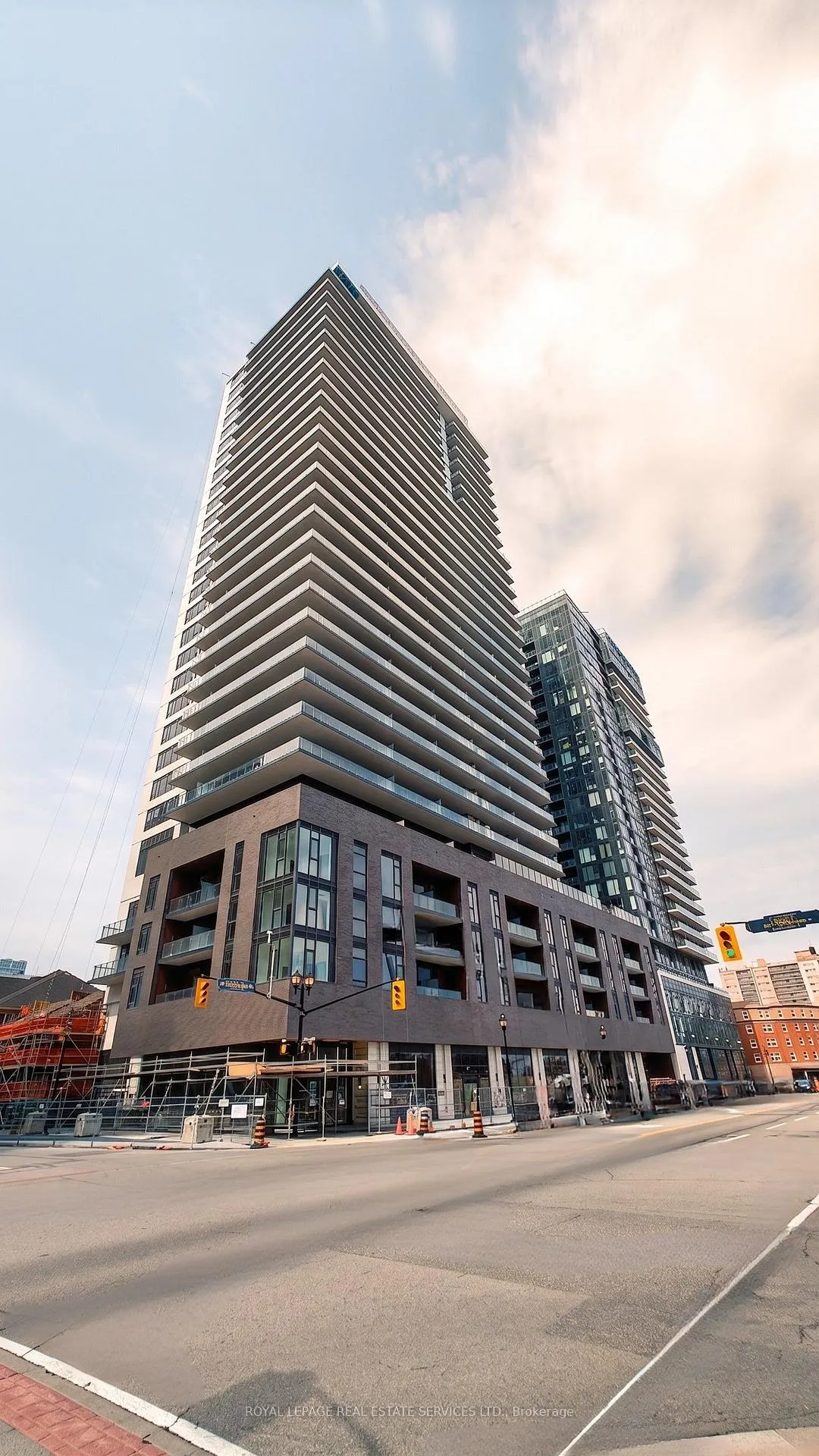Photo 2 of Unit 411, 2075 Lakeshore Road, Burlington, Brant — HOMEH