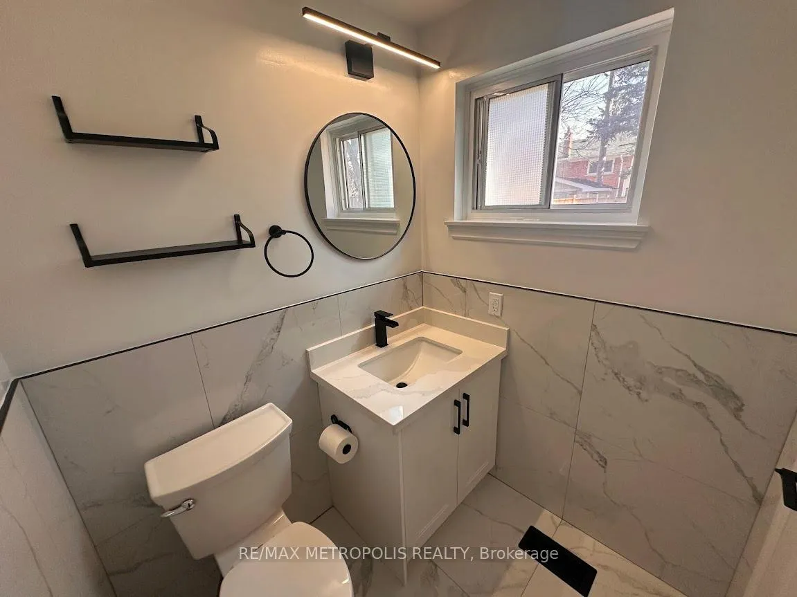 Photo 5 of 9 Gladiator Road, Markham, Bullock — HOMEH