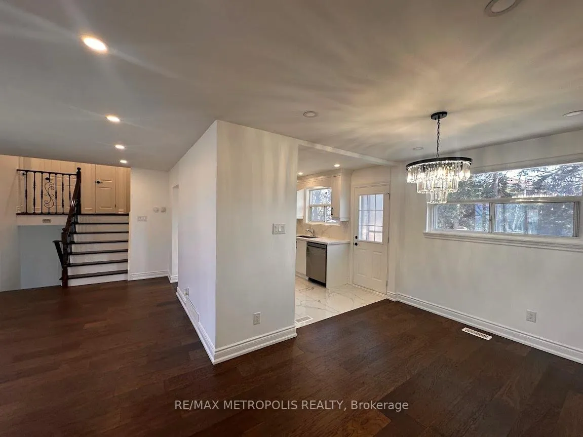 Photo 8 of 9 Gladiator Road, Markham, Bullock — HOMEH