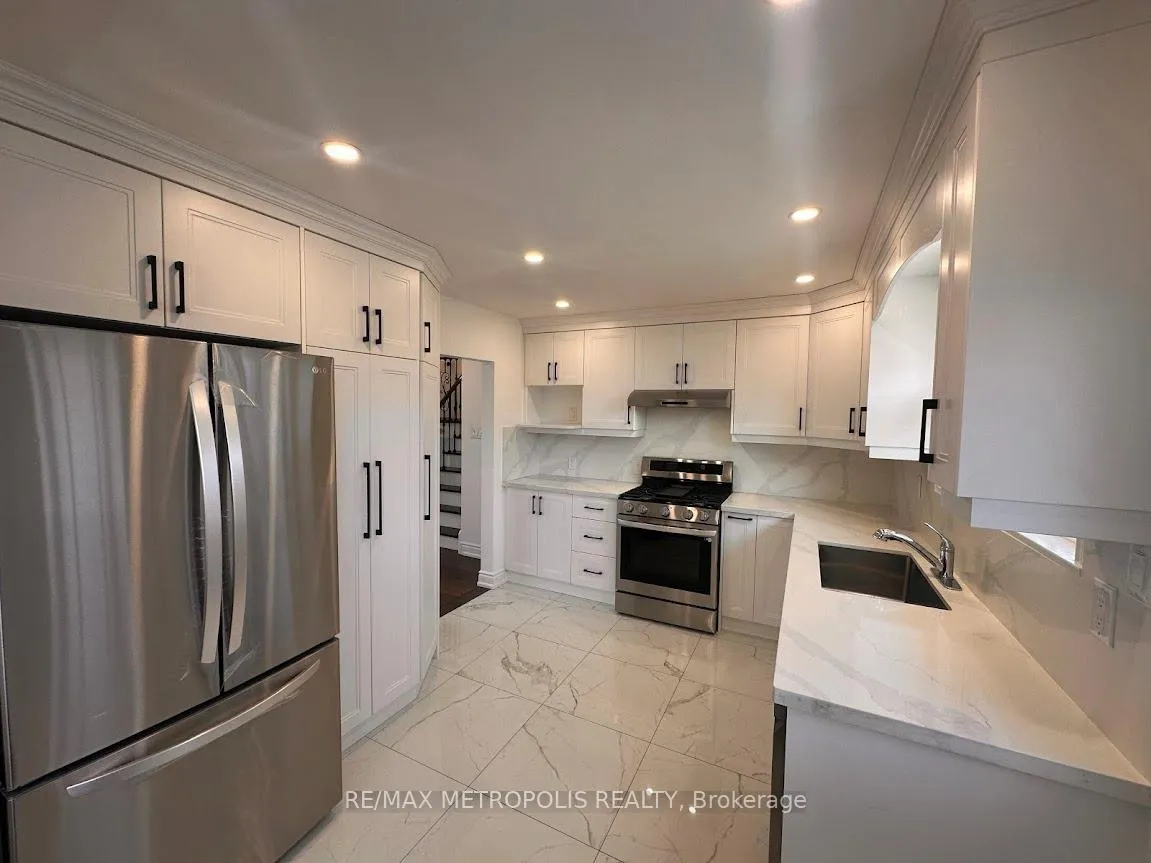 Photo 11 of 9 Gladiator Road, Markham, Bullock — HOMEH