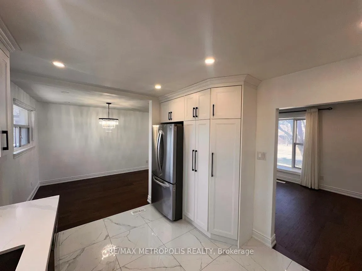 Photo 13 of 9 Gladiator Road, Markham, Bullock — HOMEH