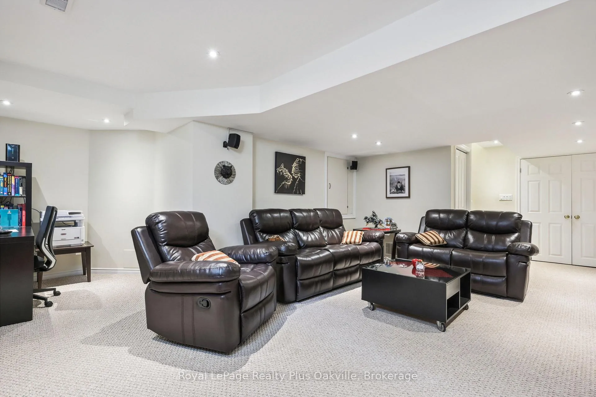 Photo 22 of 2244 Stokes Lane, Burlington, Orchard — HOMEH