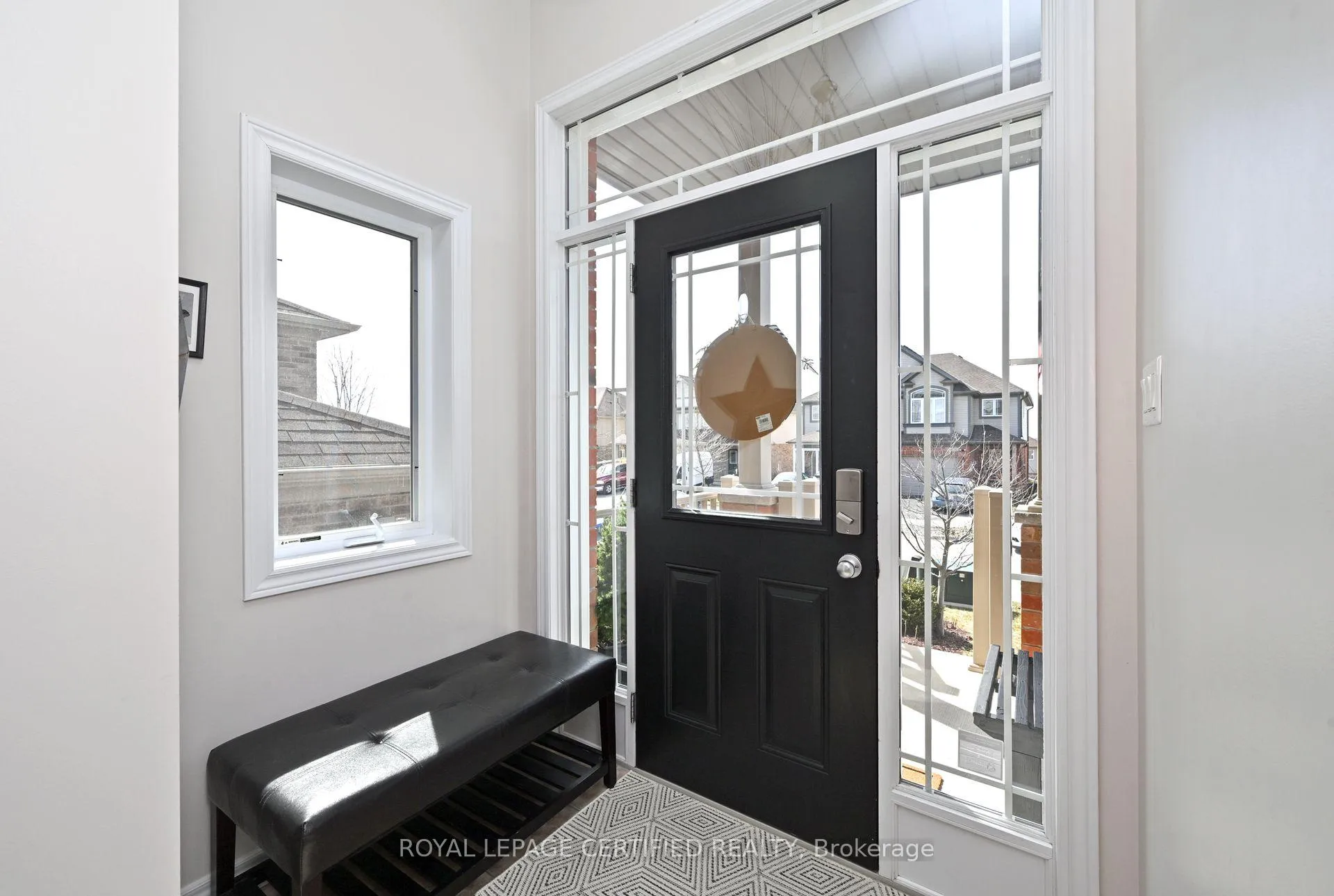 Photo 4 of 102 Oakes Crescent, Guelph, Grange Road — HOMEH