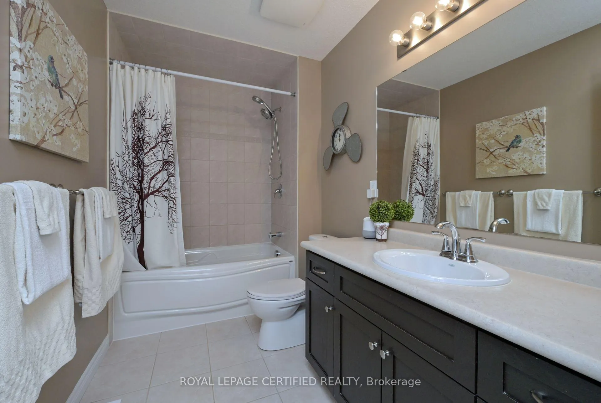 Photo 19 of 102 Oakes Crescent, Guelph, Grange Road — HOMEH