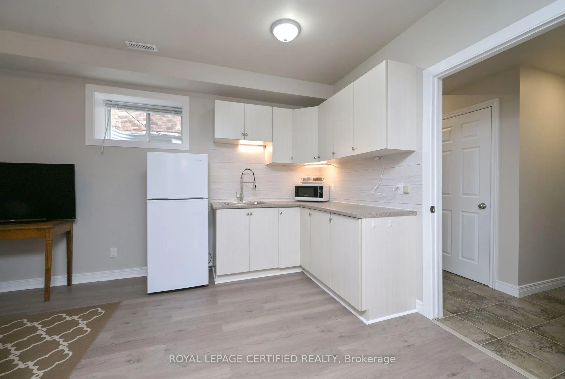Photo 21 of 102 Oakes Crescent, Guelph, Grange Road — HOMEH
