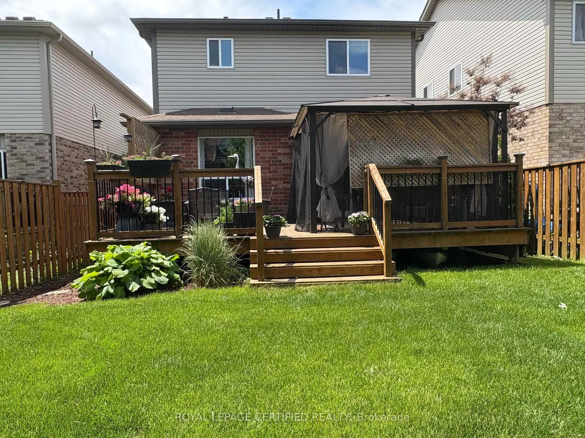 Photo 32 of 102 Oakes Crescent, Guelph, Grange Road — HOMEH
