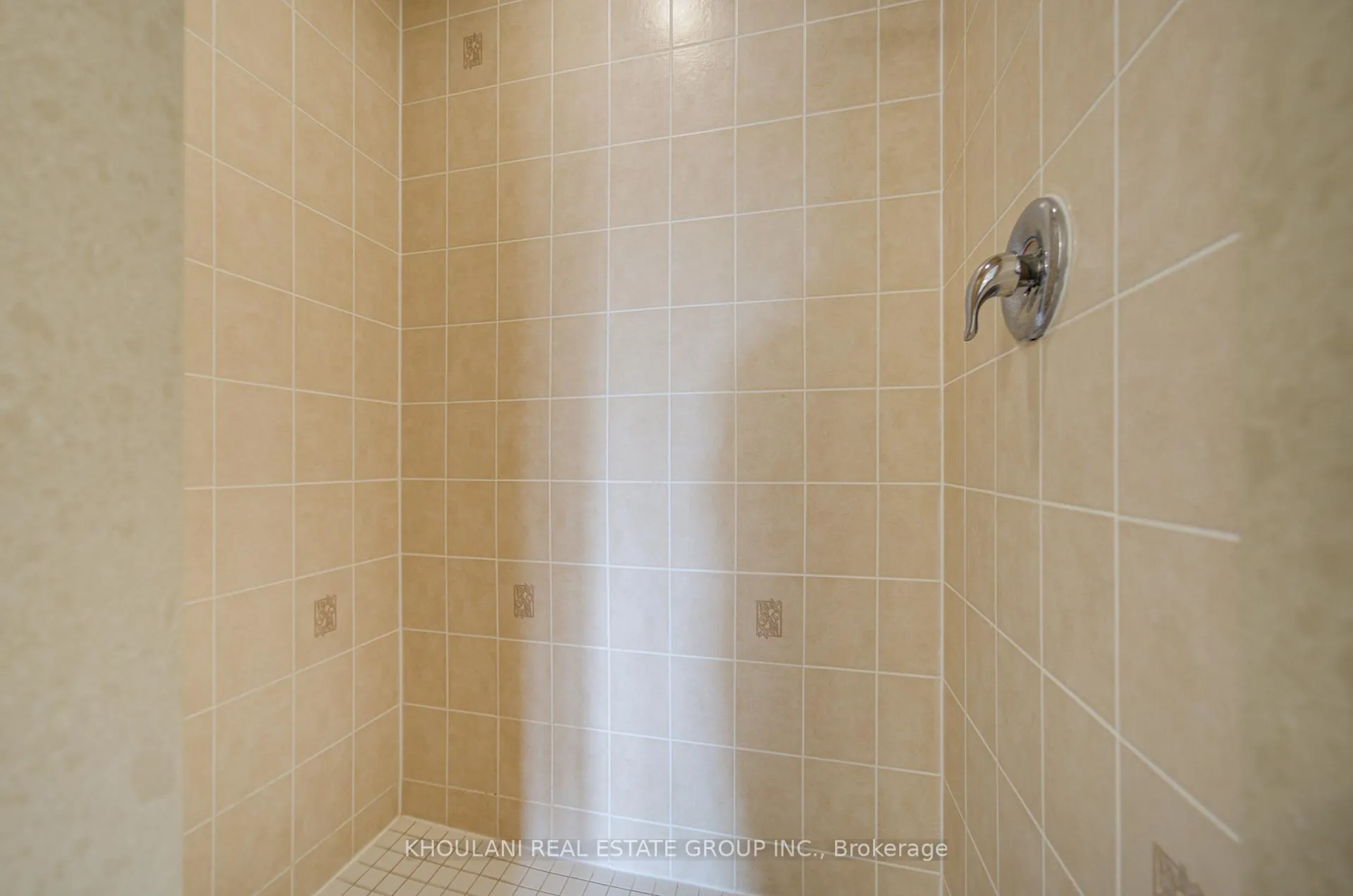 Photo 26 of 1034 Diefenbaker Street, Milton, Willmott — HOMEH