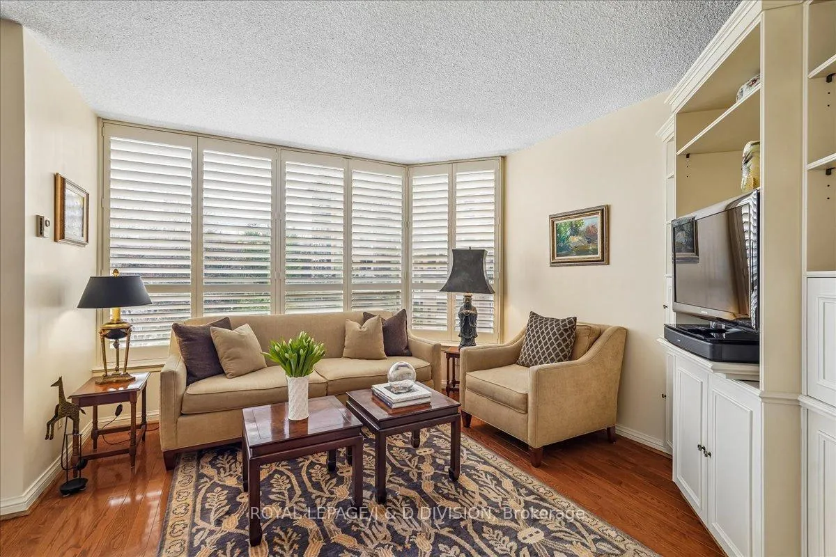 Photo 10 of Unit 507, 3800 Yonge Street, Toronto, Bedford Park-Nortown — HOMEH