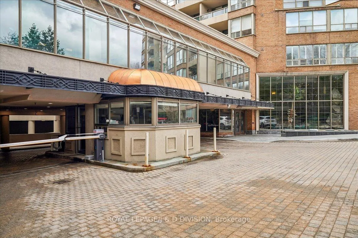 Photo 33 of Unit 507, 3800 Yonge Street, Toronto, Bedford Park-Nortown — HOMEH