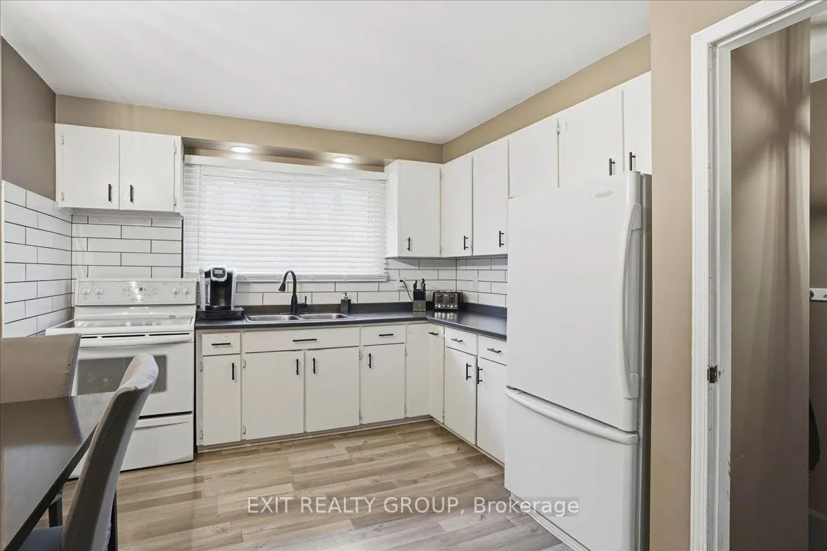 Photo 4 of 518 Aikins Road, Quinte West, Sidney Ward — HOMEH