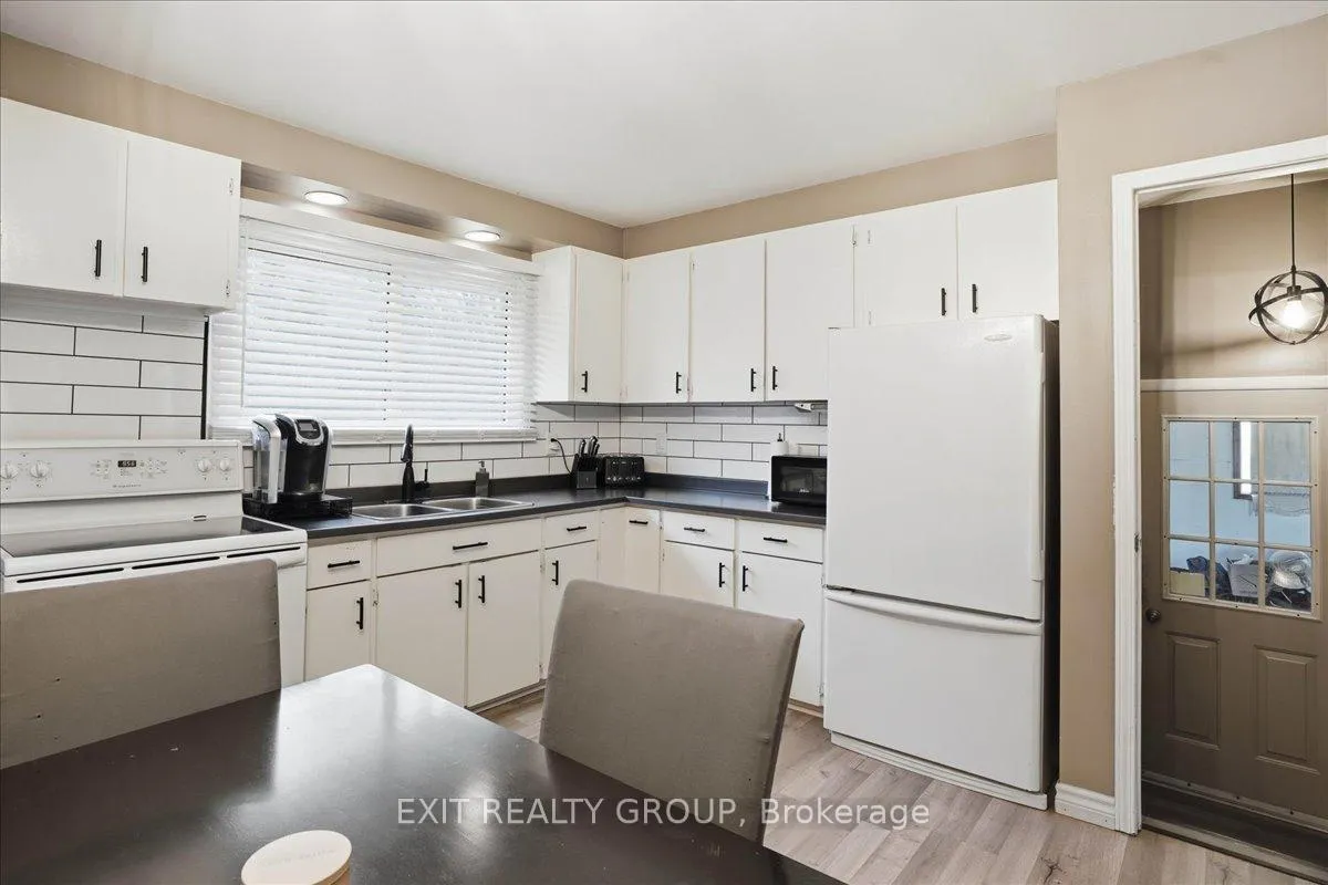 Photo 5 of 518 Aikins Road, Quinte West, Sidney Ward — HOMEH