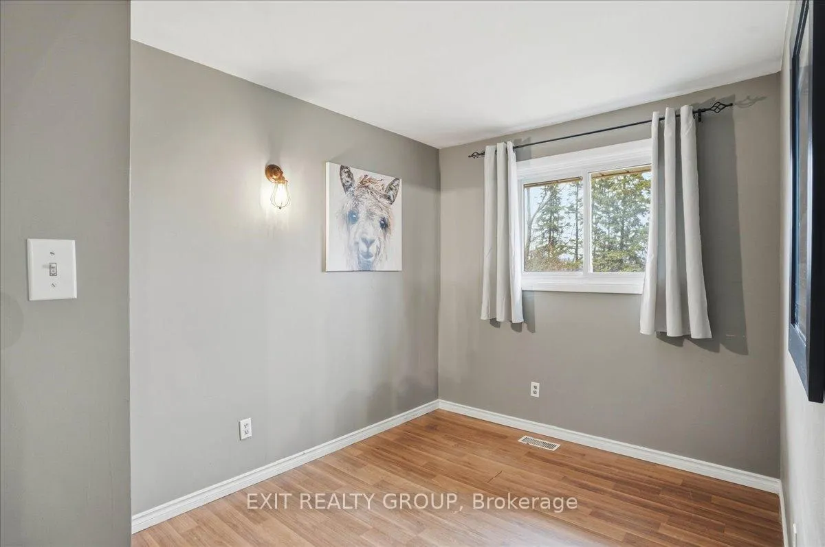 Photo 10 of 518 Aikins Road, Quinte West, Sidney Ward — HOMEH